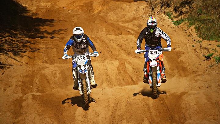 Motocross Dirt Bike Mad Racing Screenshot 4