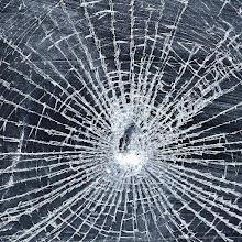 Cracked Screen Prank Topic