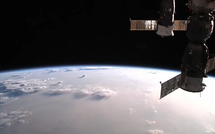 ISS Live Now: View Earth Live Screenshot 2